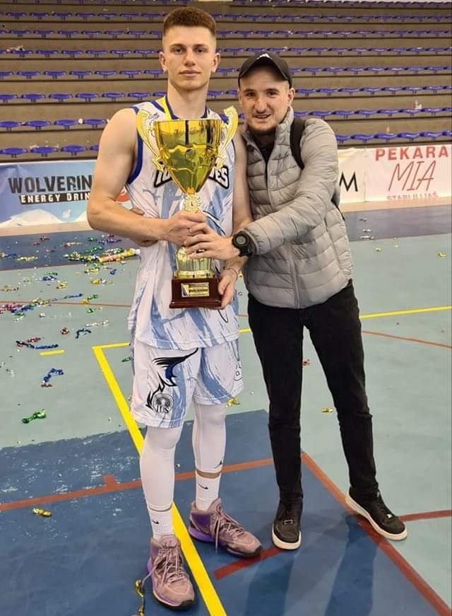 Coach Semir